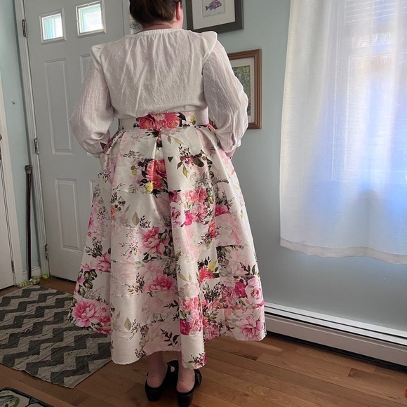eShakti Fully Lined Floral Fancy Skirt with Pockets Size 2X 20W - Picture 2 of 12